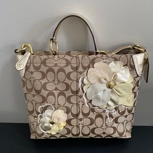 New without tags coach shoulder bag.